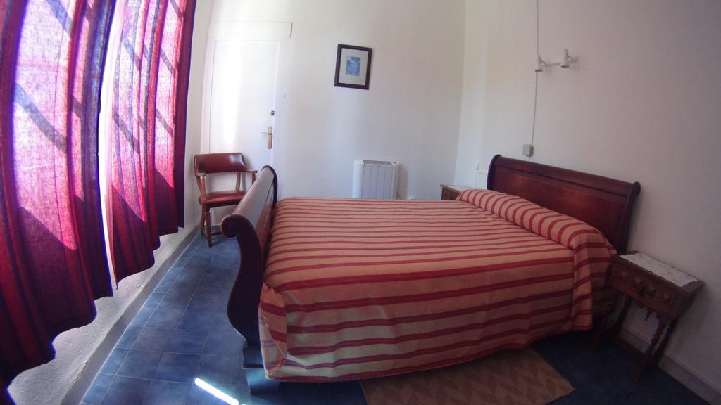 La Mimosa Guesthouse Palma di Maiorca Camera foto