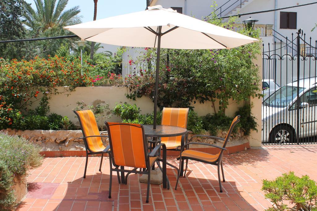 La Mimosa Guesthouse Palma di Maiorca Esterno foto